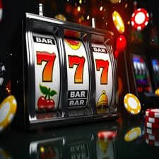 jiw777 မြန်မာ ကစားသမားများ မိုဘိုင်း APP ဖြင့် ကစားနေသောပုံ